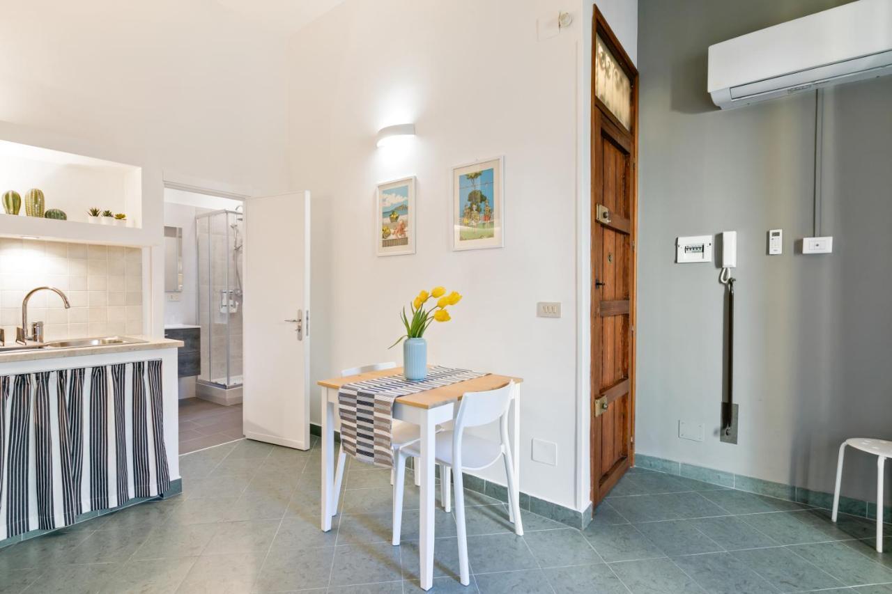 Stylish Flat Maqueda Apartment Палермо Екстериор снимка