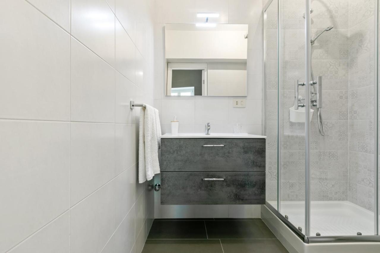 Stylish Flat Maqueda Apartment Палермо Екстериор снимка